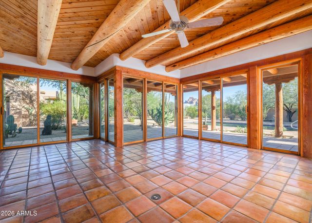 5507 N PALO CRISTI Road, Paradise Valley, AZ 85253