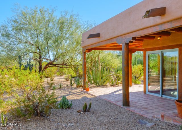 5507 N PALO CRISTI Road, Paradise Valley, AZ 85253