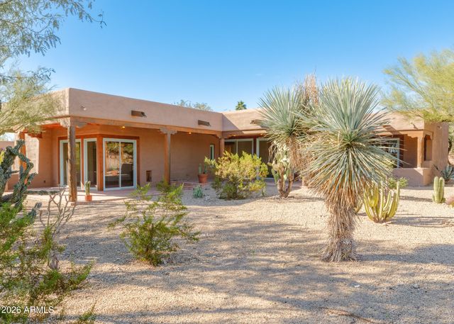 5507 N PALO CRISTI Road, Paradise Valley, AZ 85253