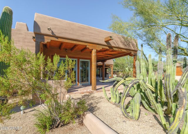 5507 N PALO CRISTI Road, Paradise Valley, AZ 85253