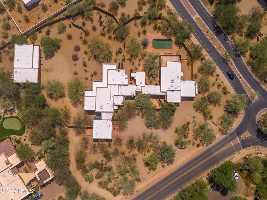 5507 N PALO CRISTI Road, Paradise Valley, AZ 85253 — photo 2
