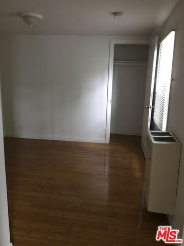 1044 N BONNIE BRAE Street 202, Los Angeles, CA 90026