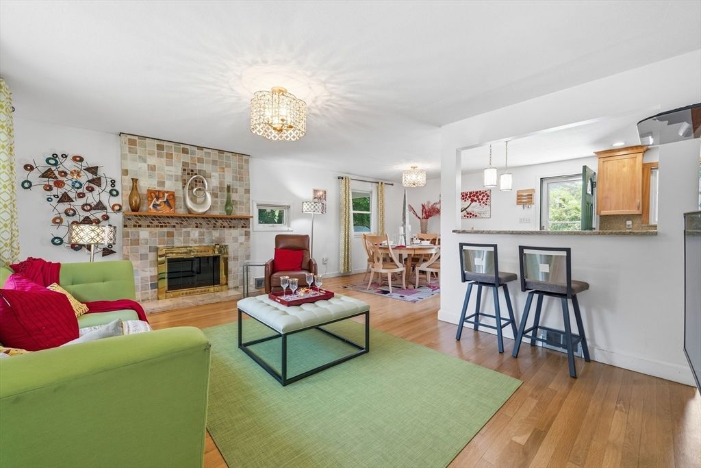 12 Parsons Terrace, Dedham, MA 02026