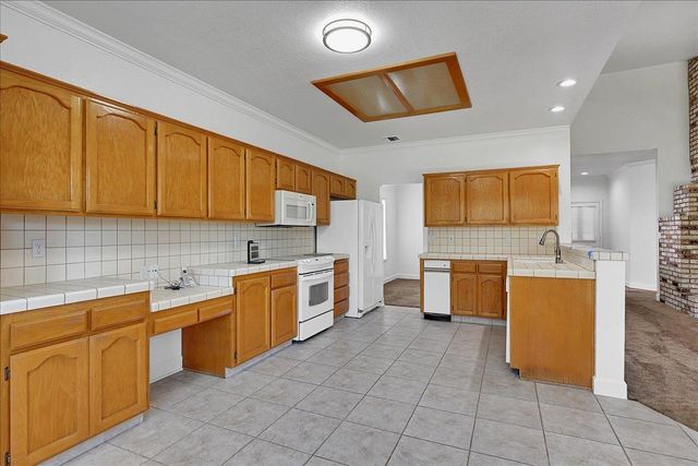 1602 Majorca Dr, Yuba City, CA 95993