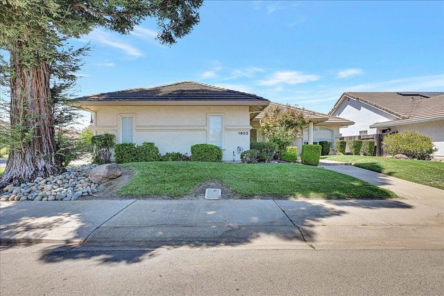 1602 Majorca Dr, Yuba City, CA 95993