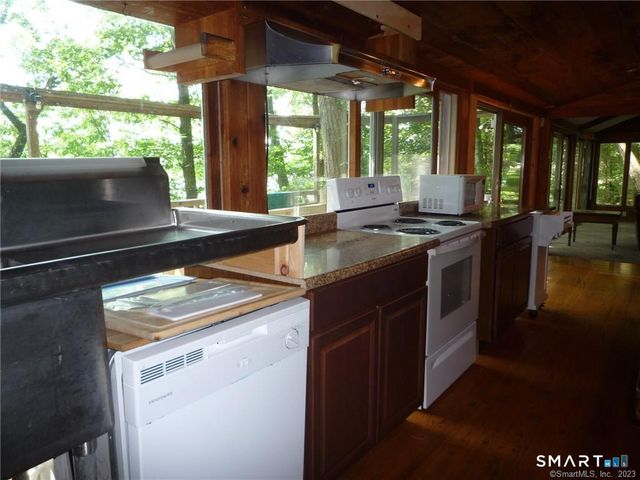46 Forty Acre Mountain Road, Danbury, CT 06811
