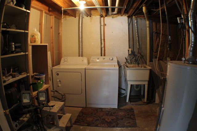 2212 Aurora Drive, Jackson, MI 49203