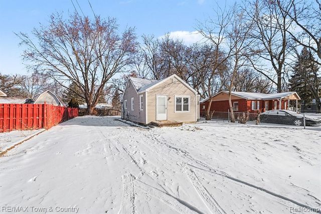 3432 Concord Street, Flint, MI 48504