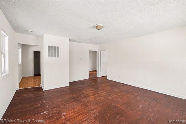 3432 Concord Street, Flint, MI 48504