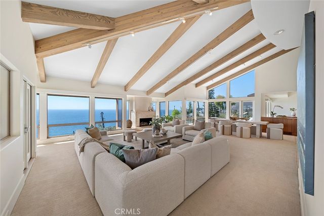 48 N Vista De Catalina, Laguna Beach, CA 92651
