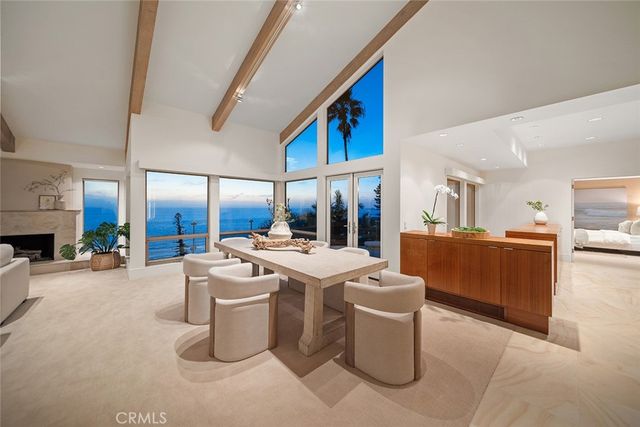 48 N Vista De Catalina, Laguna Beach, CA 92651
