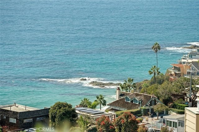 48 N Vista De Catalina, Laguna Beach, CA 92651