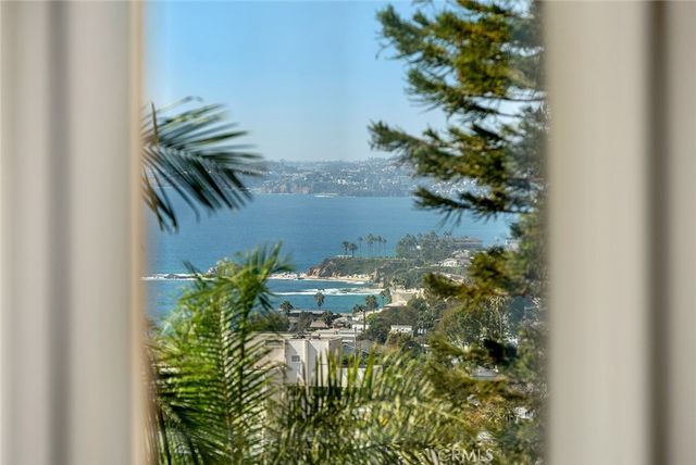 48 N Vista De Catalina, Laguna Beach, CA 92651