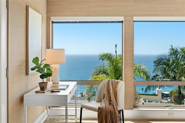 48 N Vista De Catalina, Laguna Beach, CA 92651