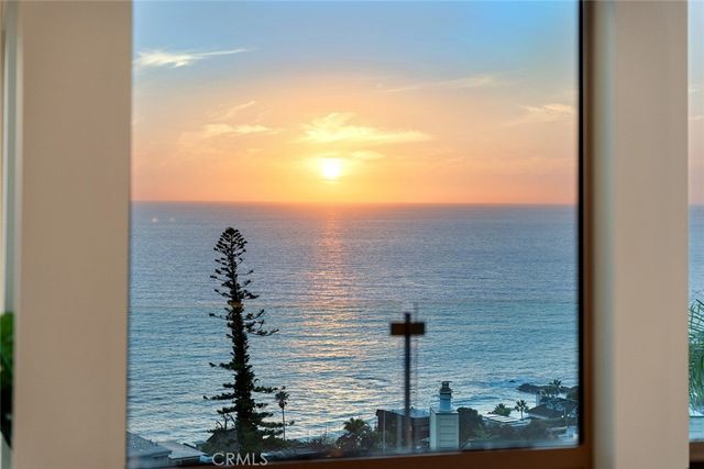 48 N Vista De Catalina, Laguna Beach, CA 92651