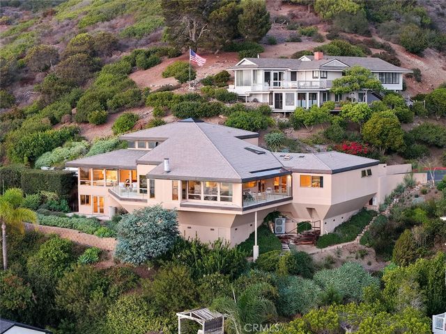 48 N Vista De Catalina, Laguna Beach, CA 92651