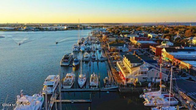 127 Freedom Park Road, Beaufort, NC 28516