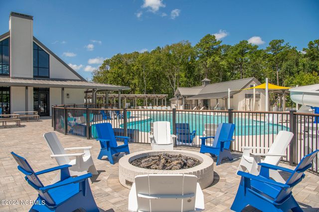 127 Freedom Park Road, Beaufort, NC 28516