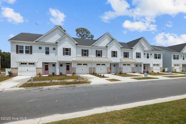 127 Freedom Park Road, Beaufort, NC 28516