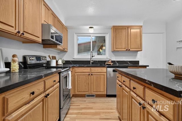 3324 W Tucker, Boise, ID 83703