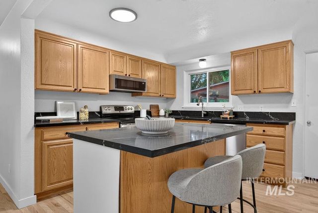 3324 W Tucker, Boise, ID 83703