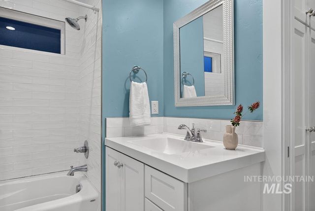 3324 W Tucker, Boise, ID 83703
