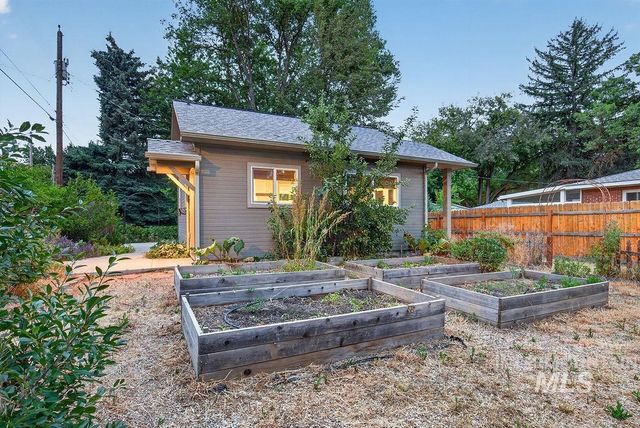 3324 W Tucker, Boise, ID 83703