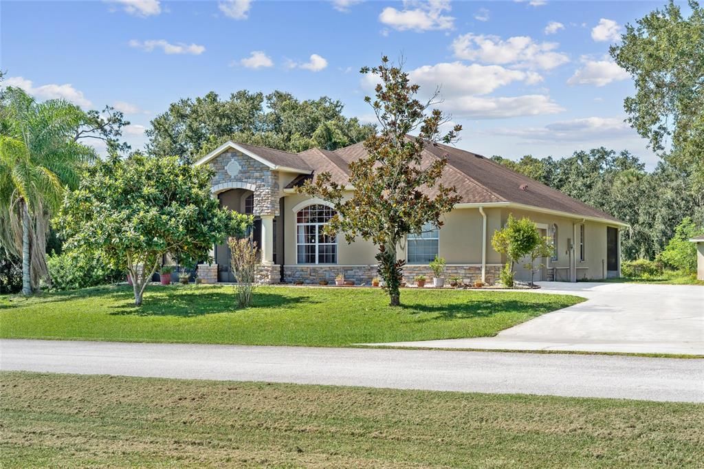 Image 2 of property listing at 3330 EARLE COURT, Kissimmee, FL 34746