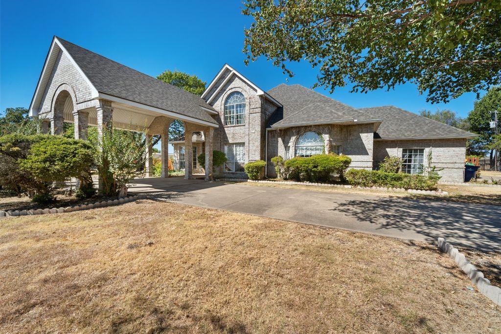 2941 N Mockingbird Lane, Midlothian, TX 76065 — exterior