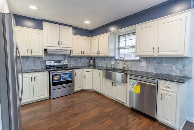 9901 Hummingbird Lane, Oklahoma City, OK 73162