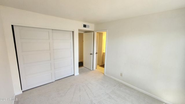 1111 W SUMMIT Place 32, Chandler, AZ 85224