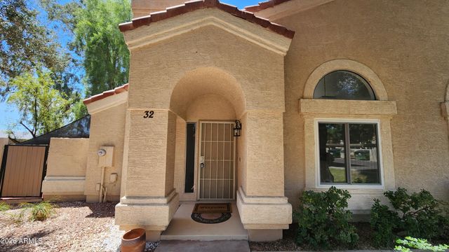 1111 W SUMMIT Place 32, Chandler, AZ 85224