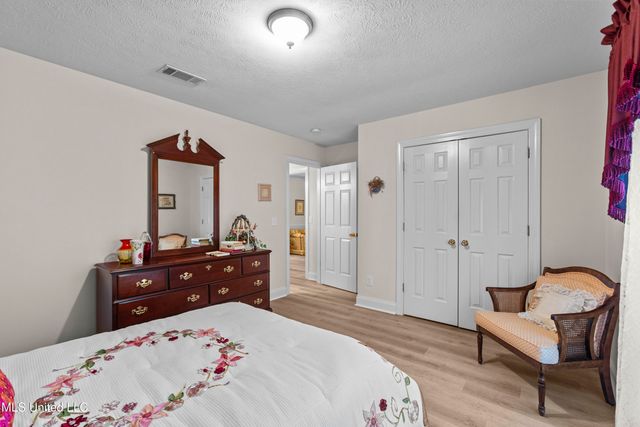 85 Susan Cove, Byram, MS 39272