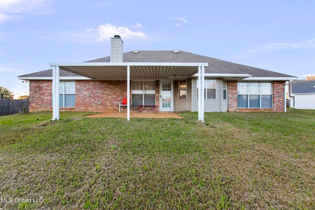 85 Susan Cove, Byram, MS 39272