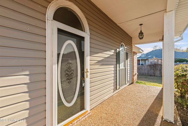 85 Susan Cove, Byram, MS 39272