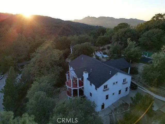 28620 Manitoba, Lake Arrowhead, CA 92352