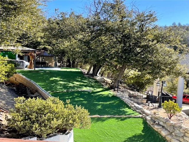 28620 Manitoba, Lake Arrowhead, CA 92352