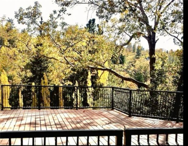 28620 Manitoba, Lake Arrowhead, CA 92352