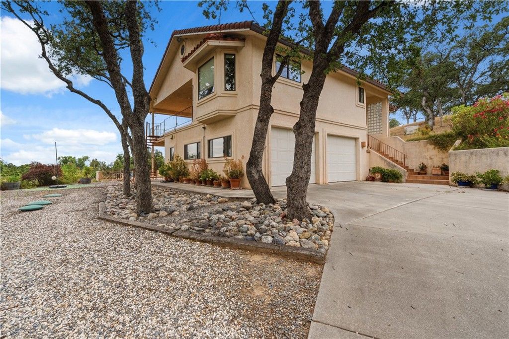 Image 19 of property listing at 22560 Adobe Road, Red Bluff, CA 96080