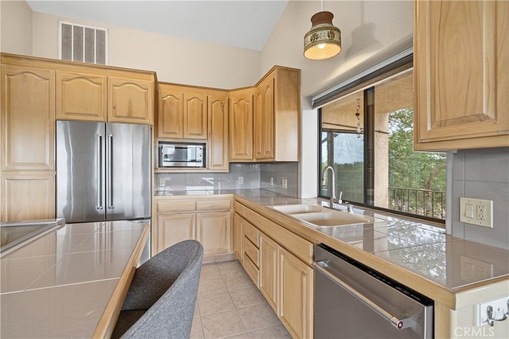 Image 40 of property listing at 22560 Adobe Road, Red Bluff, CA 96080