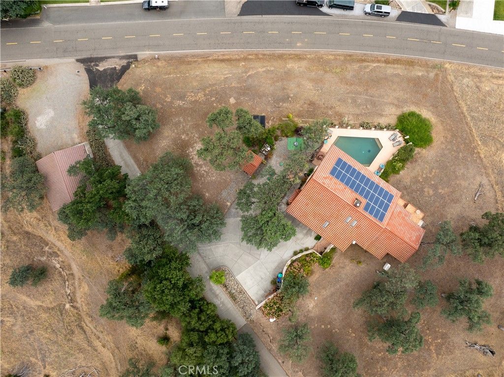 Image 7 of property listing at 22560 Adobe Road, Red Bluff, CA 96080