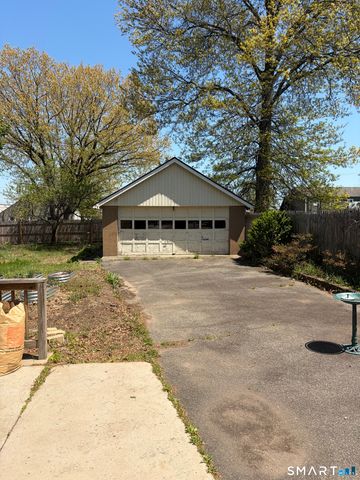 39 Webb Street, Hamden, CT 06517
