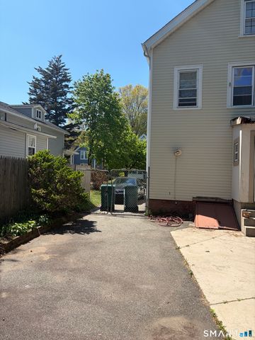 39 Webb Street, Hamden, CT 06517