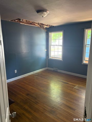 39 Webb Street, Hamden, CT 06517