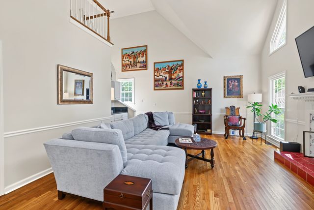 6125 Stillmeadow Dr, Nashville, TN 37211