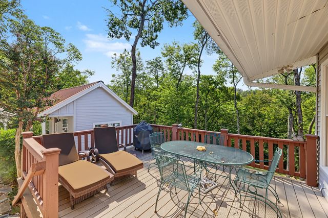 6125 Stillmeadow Dr, Nashville, TN 37211