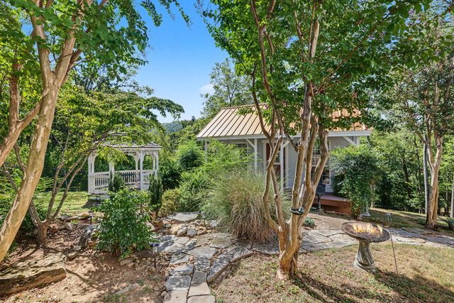 6125 Stillmeadow Dr, Nashville, TN 37211