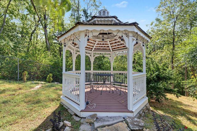 6125 Stillmeadow Dr, Nashville, TN 37211