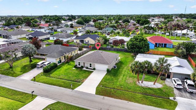 1932 SW Lennox Street, Port St. Lucie, FL 34953