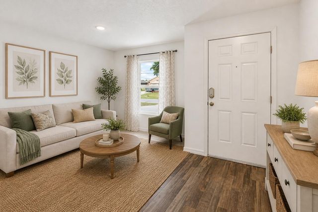 1932 SW Lennox Street, Port St. Lucie, FL 34953